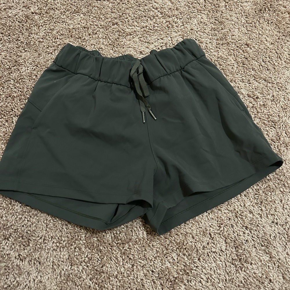 Lululemon size 4!